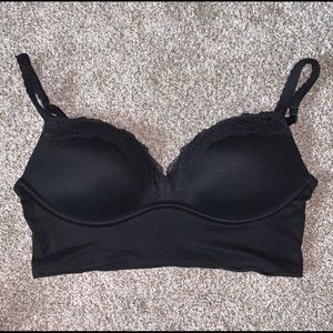 Victoria’s Secret Padded No-Wire Bra (34B)